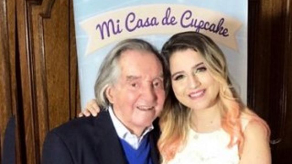 Laura Gelfi, la nieta de Carlos Balá, se lanzara como conductora infantil.