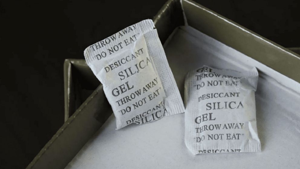 Los paquetes de gel que vienen con las zapatillas son claves para su conservación.