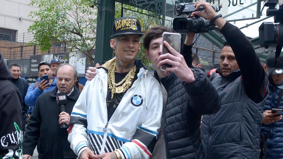 L-Gante se presentó ante la Justicia este miércoles por su pelea con el ex representante de Yao Cabrera (Crónica/Fernando Pérez).