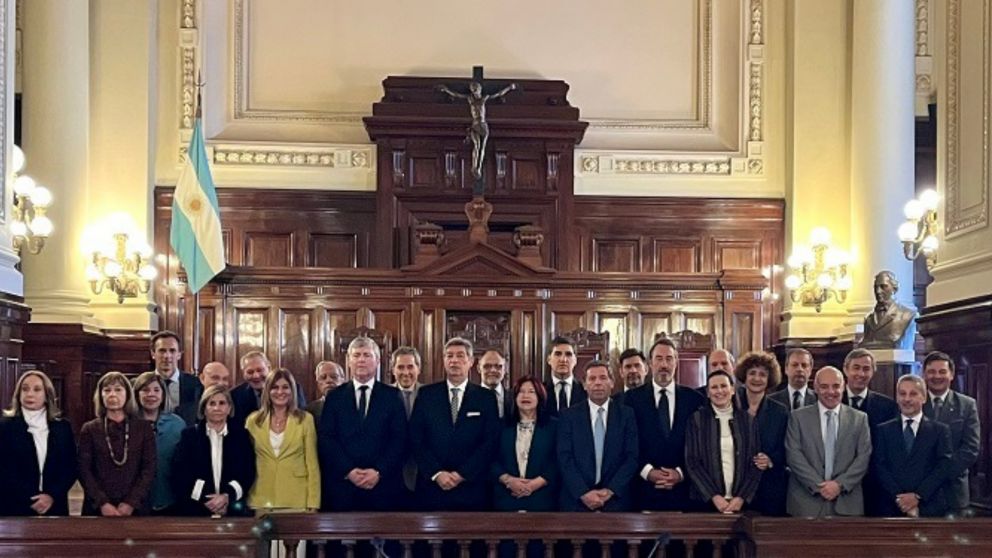 El presidente de la Corte Suprema se reunió con la Junta de Presidentes de Cámaras Federales y Nacionales.