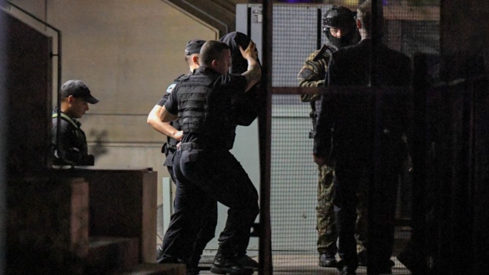 La Justicia dispuso que el último sospechoso detenido siga en esa condición.