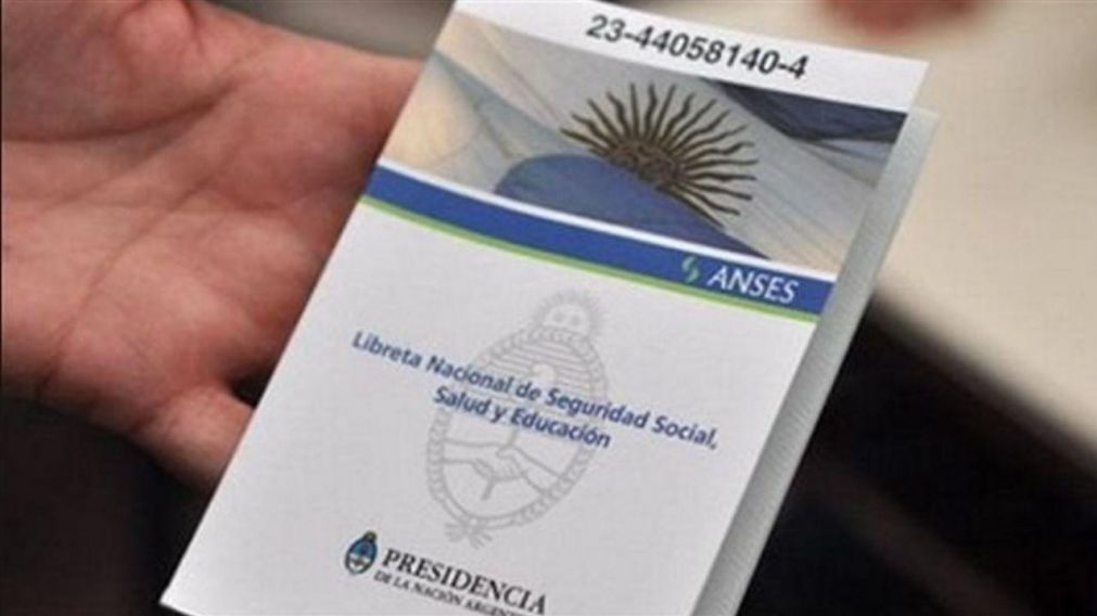Libreta AUH de Anses (Imagen ilustrativa).