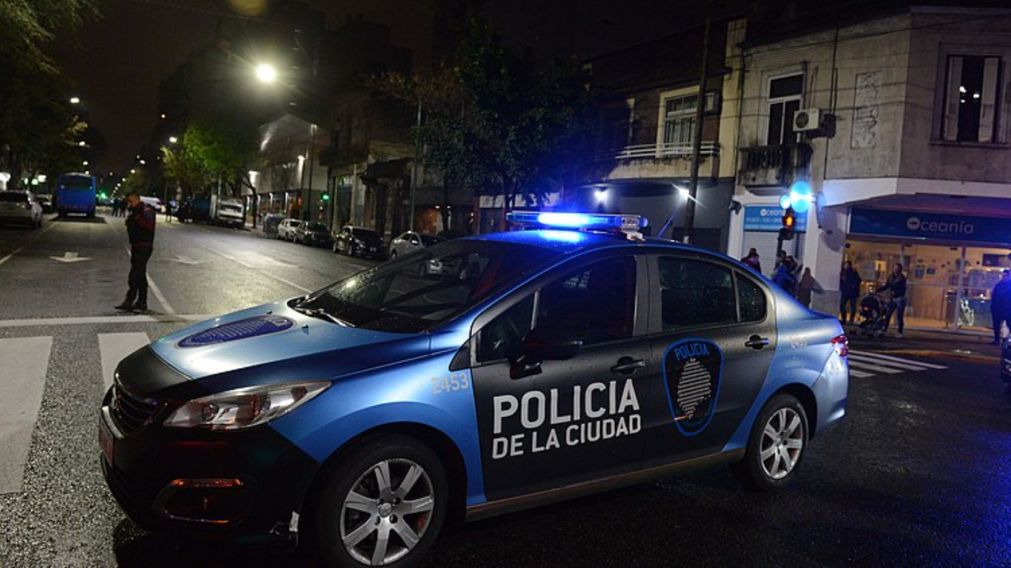 La Justicia descubrió un bunker de drogas en la casa de un hombre que complía arresto domiciliario.