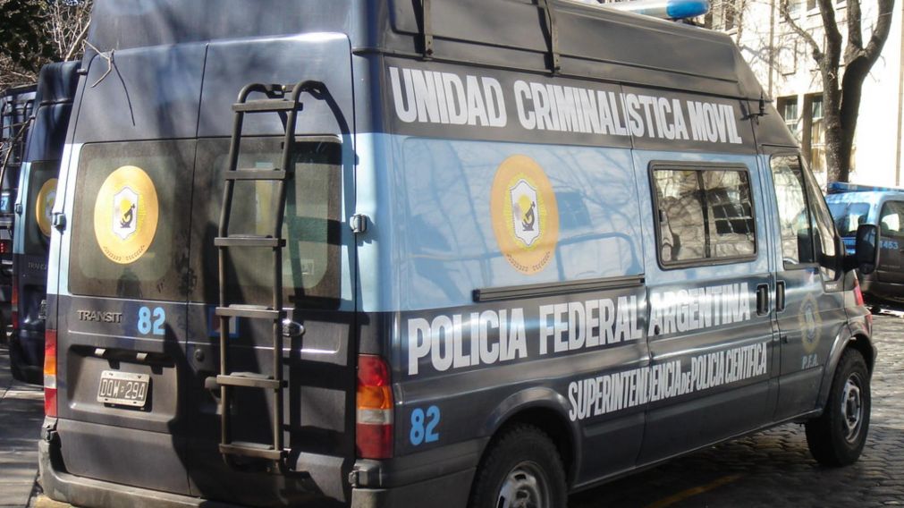 Los integrantes de la Polic�a Federal Argentina concretaron pericias en el lugar del enfrentamiento.