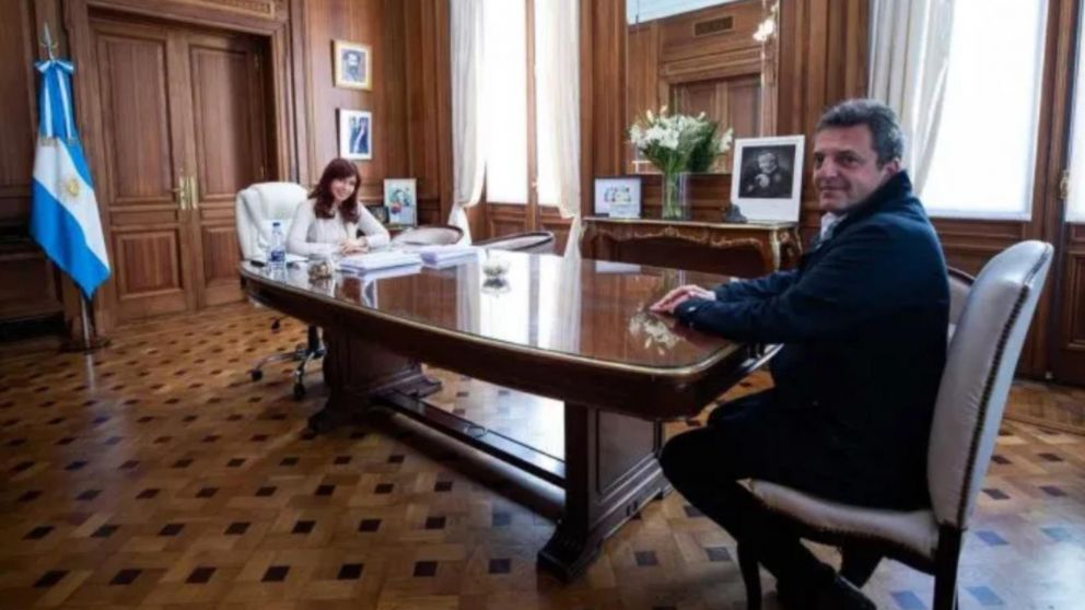 Uno de los encuentros de Sergio Massa con Cristina Kirchner, que hoy volvieron a reunirse en el Congreso.