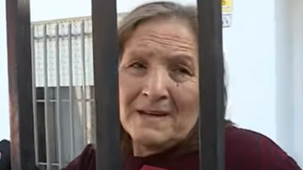La abuela de la tercera detenida indignada con lo sucedido con su nieta (captura)