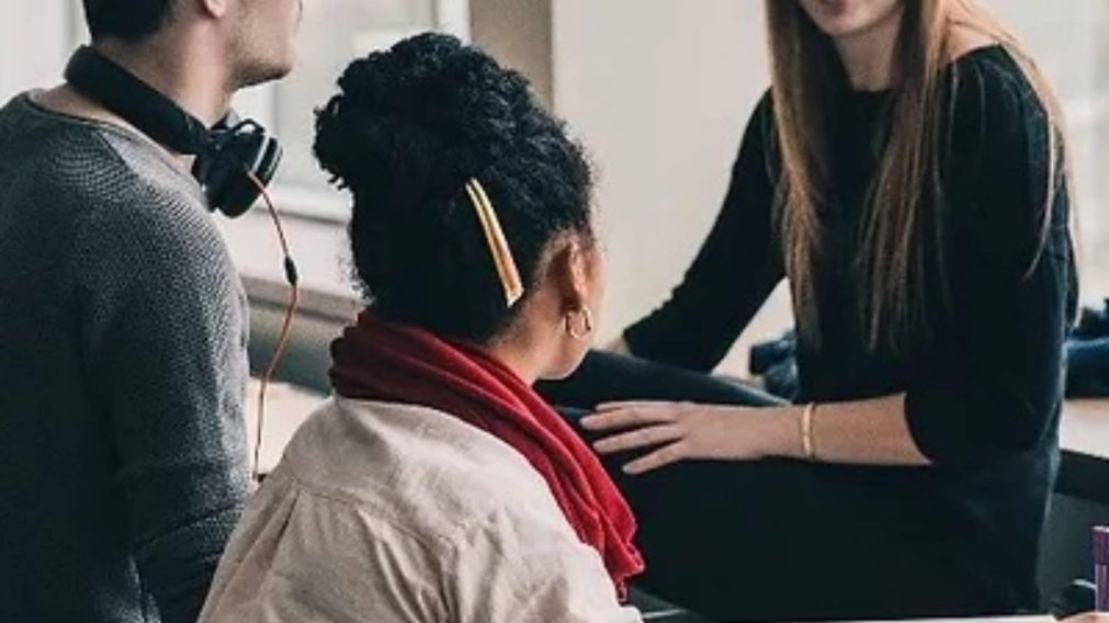 Mes de Prevención al Suicidio: en estas situaciones el diálogo puede salvar vidas.