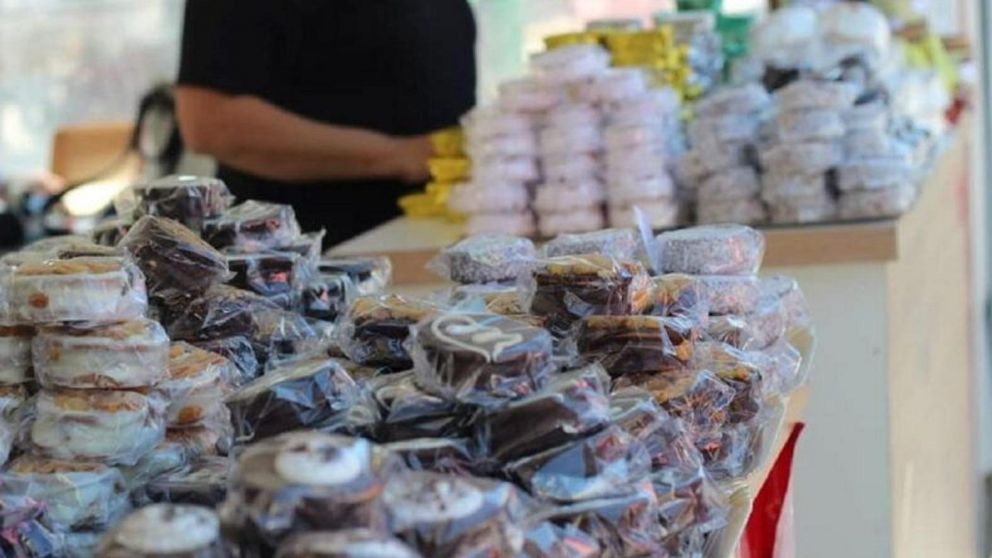 De la Fiesta del Alfajor Artesanal participan más de 50 pasteleros de toda la región y el país.