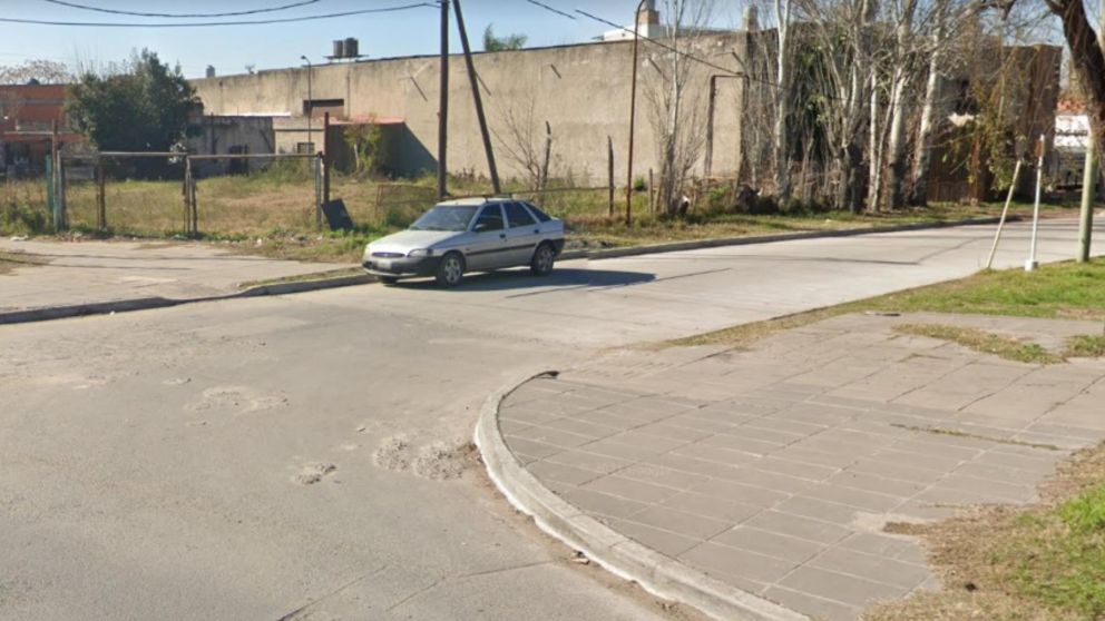 El cad�ver baleado de Walter Ezequiel Borr� fue encontrado en esta esquina.