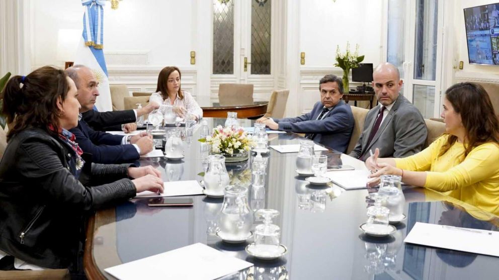 Cecilia Moreau y Alexis Guerrera encabezaron una reunión que tuvo lugar en Diputados.