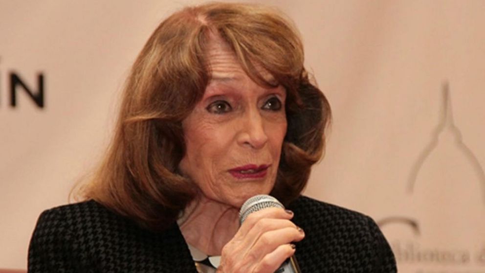 La periodista Magdalena Ruiz Giñazú falleció este martes a la edad de 87 años.