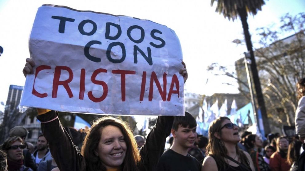 Trabajadores de Vialidad Nacional harán un banderazo este miércoles "en contra del lawfare” (Archivo/Télam).