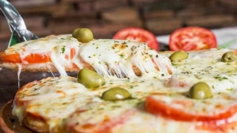 Proba las mejores pizzas y empanadas a descuentos imperdibles.