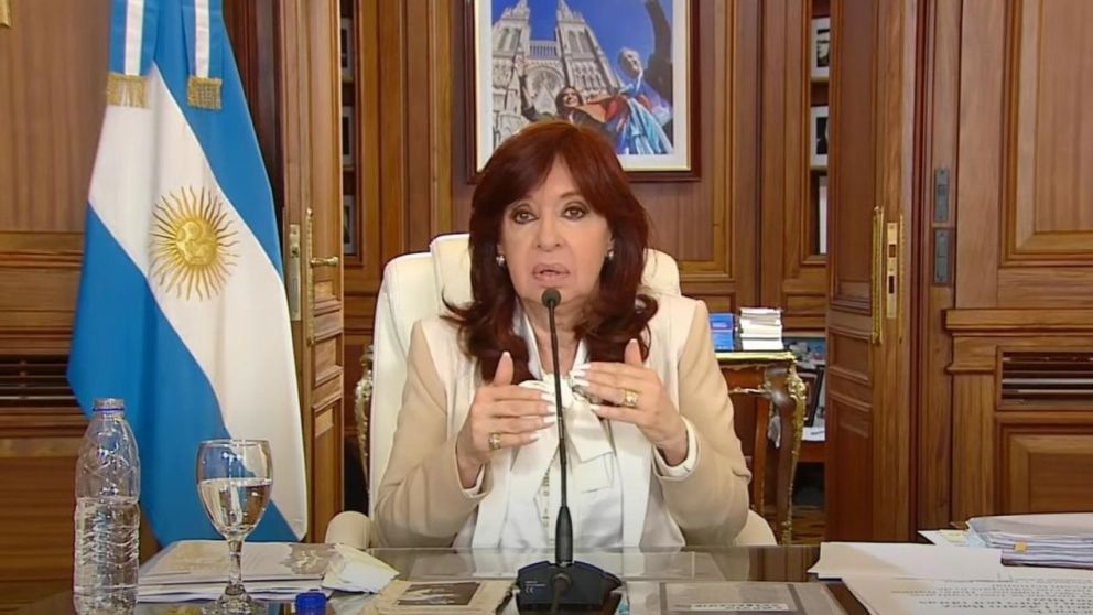 Cristina Kirchner, el d�a en que habl� sobre la causa desde su canal de YouTube.