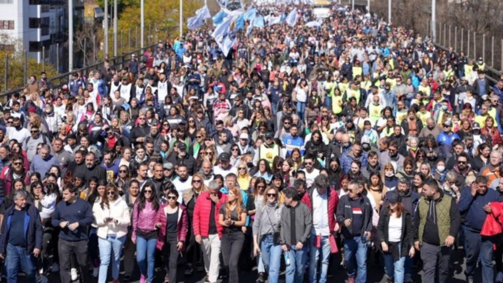 La convocatoria tendrá su punto de encuentro más importante en la Plaza de Mayo, donde se espera la presencia del presidente Alberto Fernández.