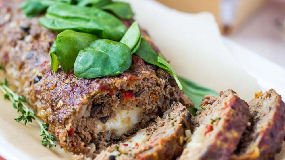 Arrollado de carne picada, una receta rápida, sencilla y rendidora.