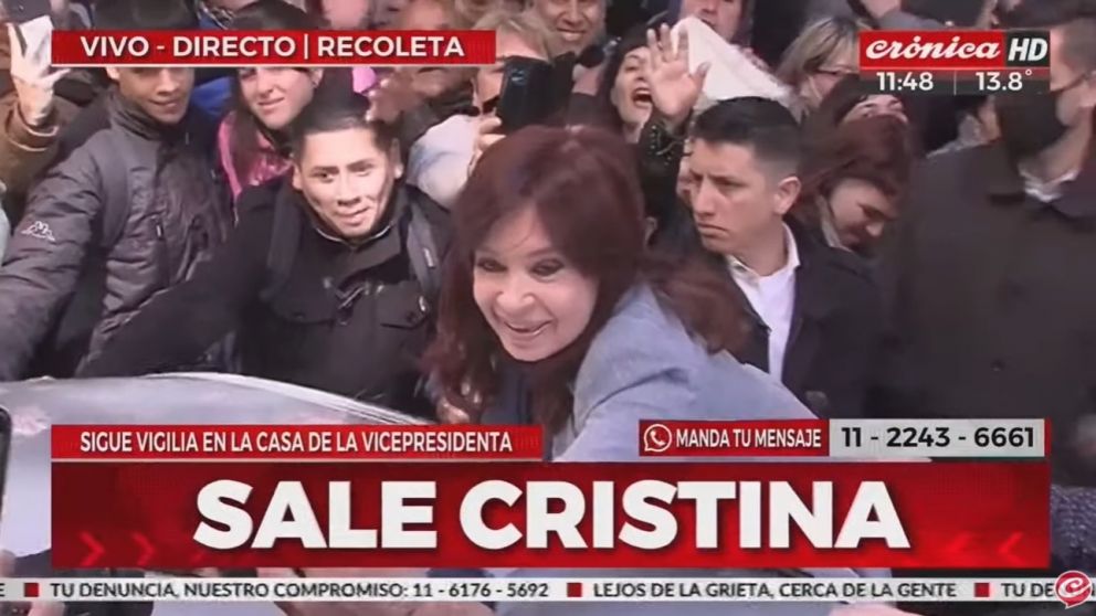 Una vez m�s, la vicepresidenta Cristina Kirchner recibi� el apoyo de sus seguidores.