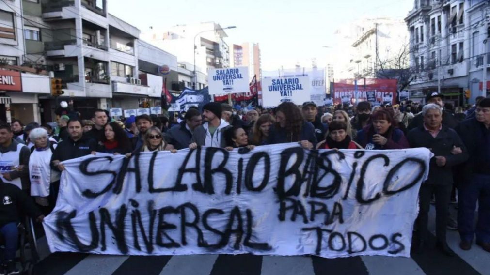 Este martes habrá protestas en reclamo del Salario Básico Universal en distintos puntos del país.
