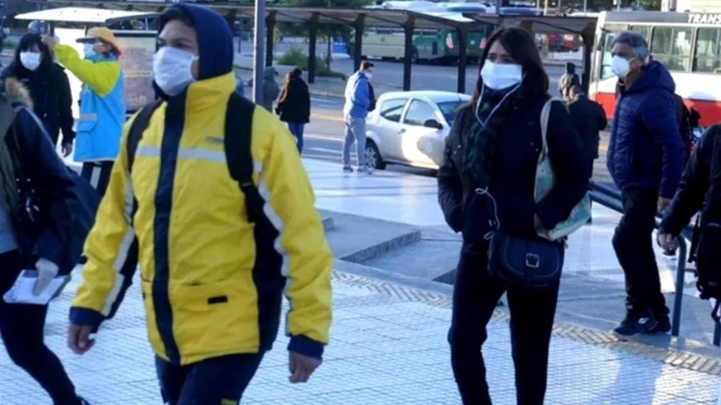 Covid en Argentina, parte semanal: 24.659 contagios de coronavirus en el país, un 21% menos que el domingo pasado.