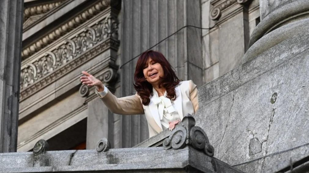 Cristina Kirchner acus� a Larreta de �sitiar a la vicepresidenta� y �prohibir manifestaciones� a su favor.