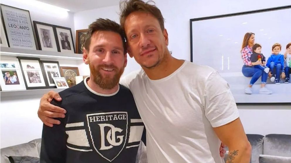 “Lo peor fue llevarlo hasta Barcelona”: conocé el regalo que le hizo Nico Vázquez a Lionel Messi.
