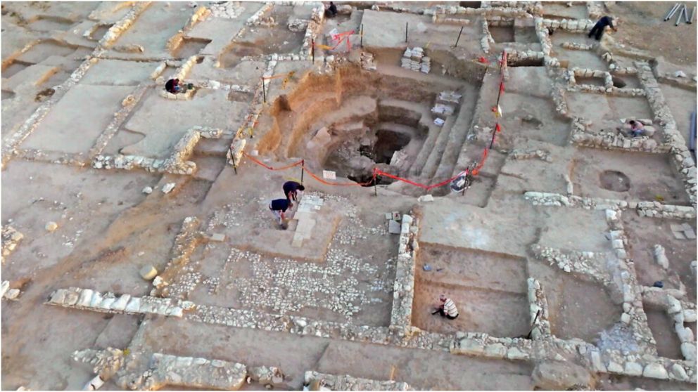 Arqueologos datan que la edificación puede pertenecer a los siglos VIII o IX (Foto: AFP)