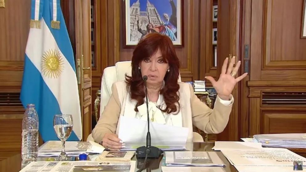 Así Cristina Fernández de Kirchner habló de vínculos entre Julio López y "Nicky" Caputo.
