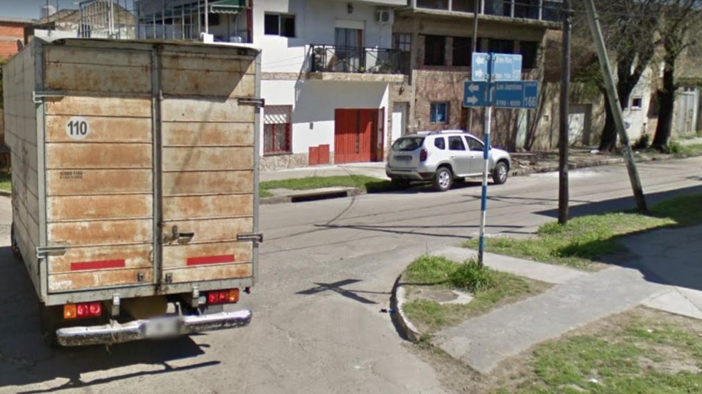 Acá, en esta esquina, sucedió el asesinato de Camila Rojas, de 19 años.