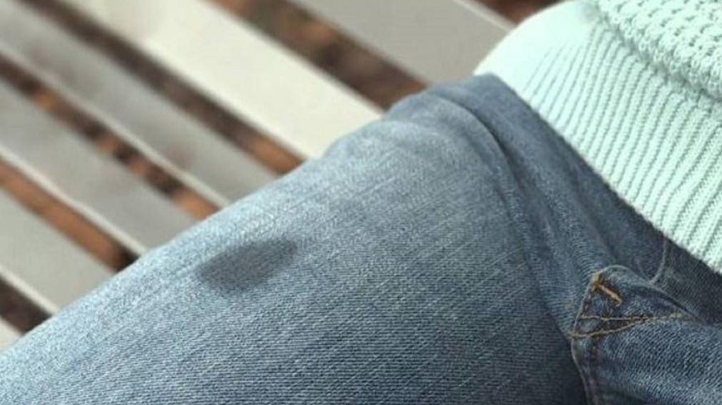 Las manchas de grasa y aceite en la ropa son las más difíciles de tratar.