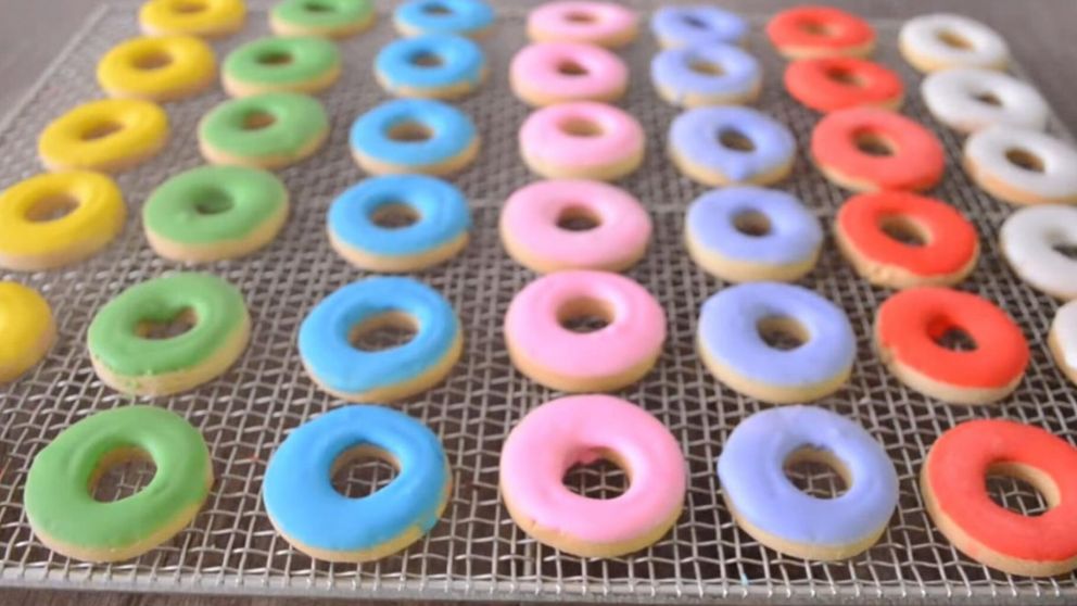 Receta de unas famosas galletitas que vienen como "anillitos" al dedo para la merienda.