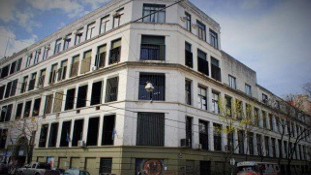 El Instituto de Geografía de la UBA funciona en el cuarto piso de la Facultad de Filosofía y Letras.