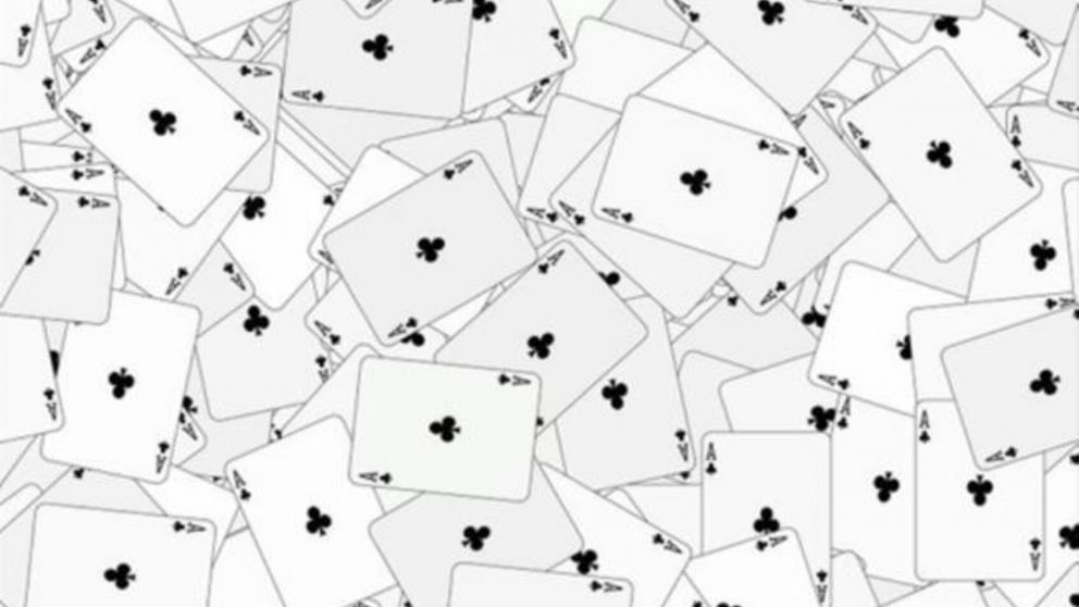 En el siguiente reto viral deberá encontrar en menos de 7 segundos a la carta distinta al resto.