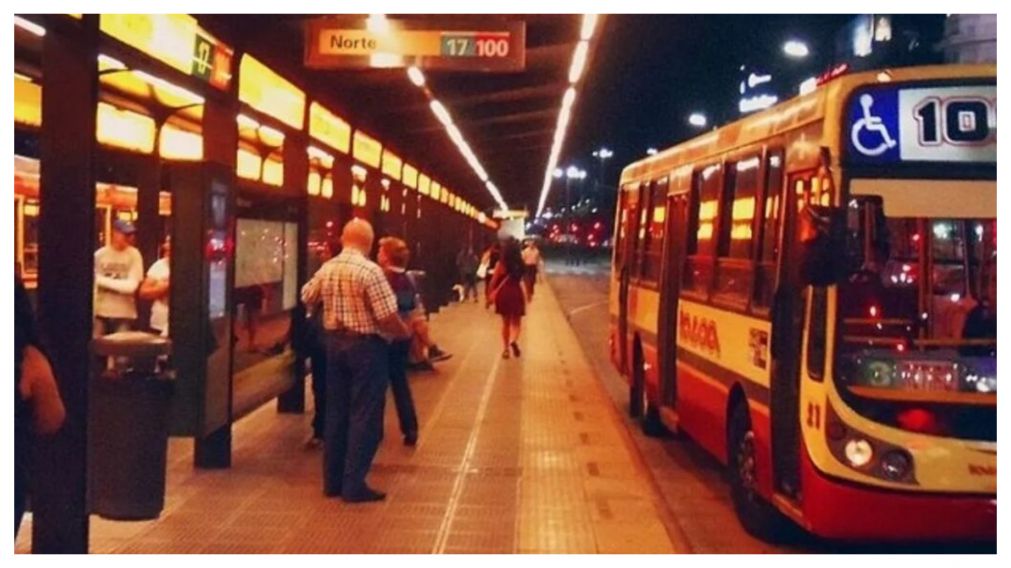 Las cámara empresarias alertaron sobre una "parálisis total" del servicio (Crónica/Nahuel Ventura).