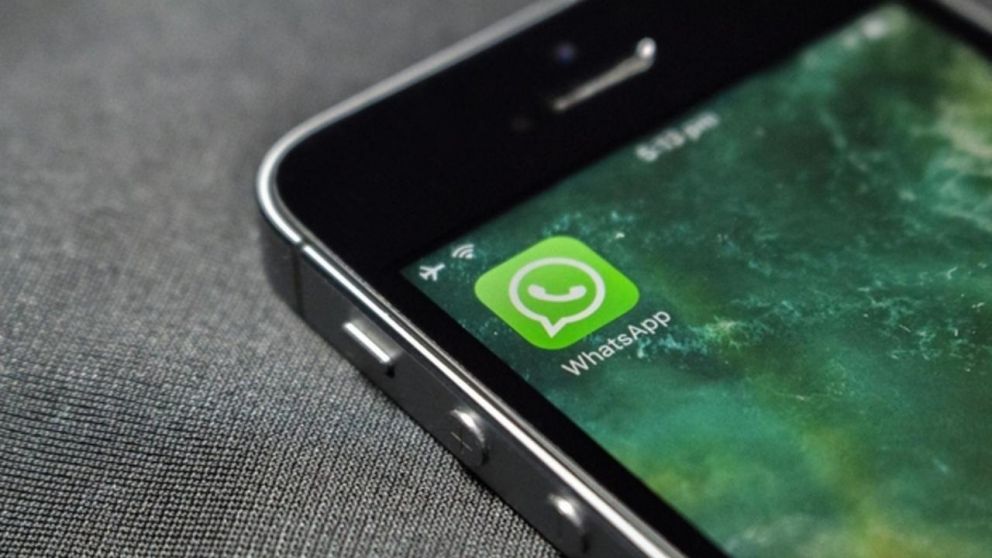 Ahora vas a poder salir en "silencio" de los grupos de WhatsApp.