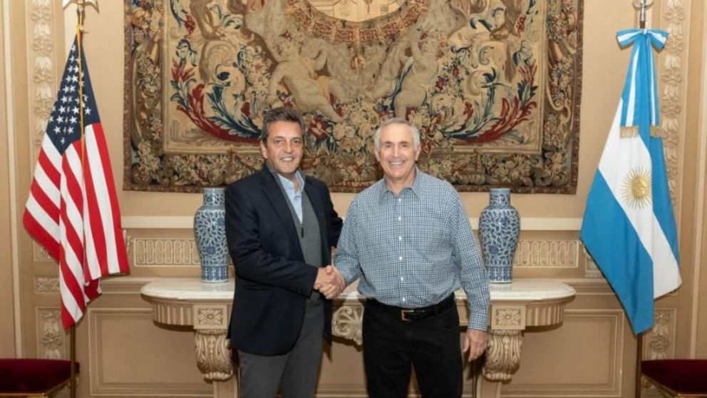 En la reunión junto a Stanley se repasaron los detalles de la visita programada para el próximo 29 de agosto.