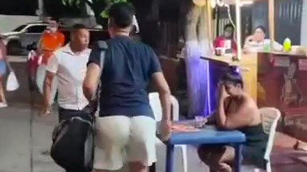 Descubrió a su esposo siéndole infiel y el video se volvió viral (Captura de pantalla):