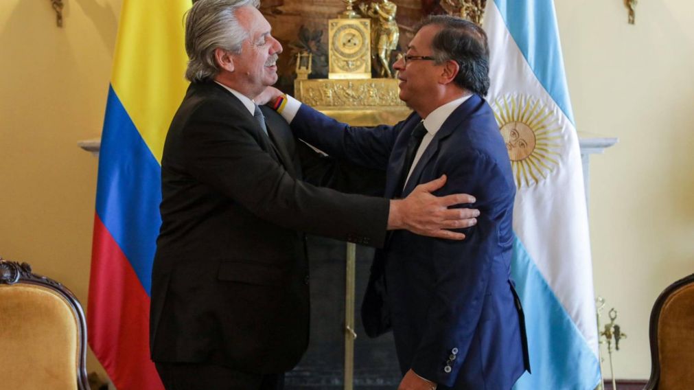 Alberto Fernández se reunió con Gustavo Petro y se esperanzó con una Colombia "activa en el camino de integración latinoamericana".