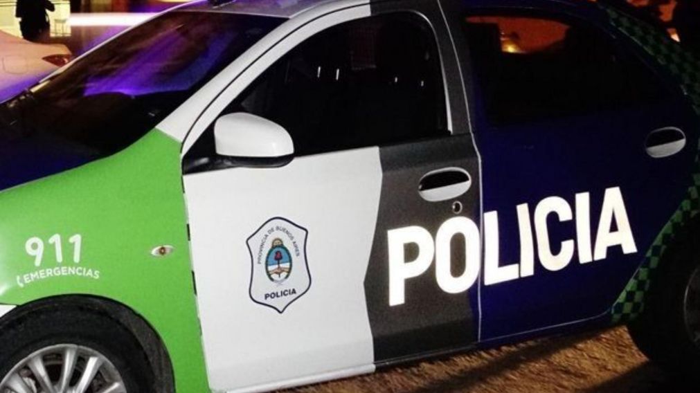 La Policía se encontró con la macabra escena en una casa de Presidente Derqui.