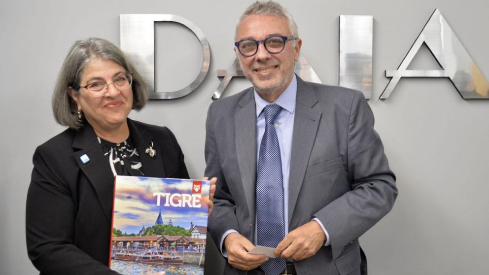 El intendente de Tigre, Julio Zamora, participó de un encuentro con Daniella Levine Cava, alcaldesa de Miami-Dade