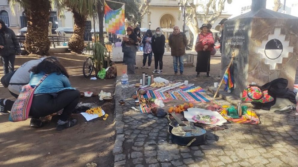 La plaza San Martín es la única que cuenta con una "apacheta" para realizar la tradicional ceremonia