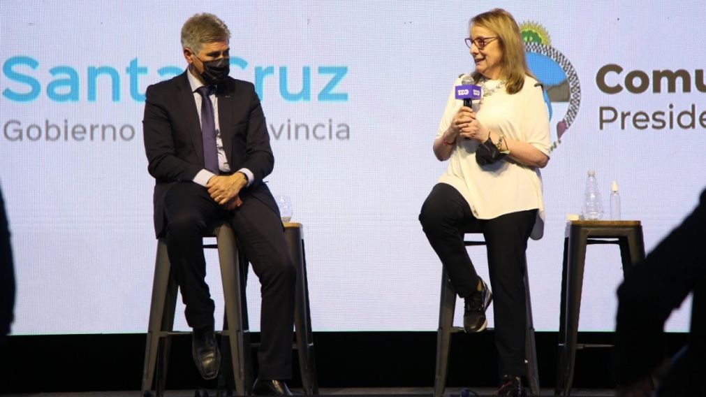 Pablo González, presidente de YPF, y Alicia Kirchner, gobernadora de Santa Cruz.