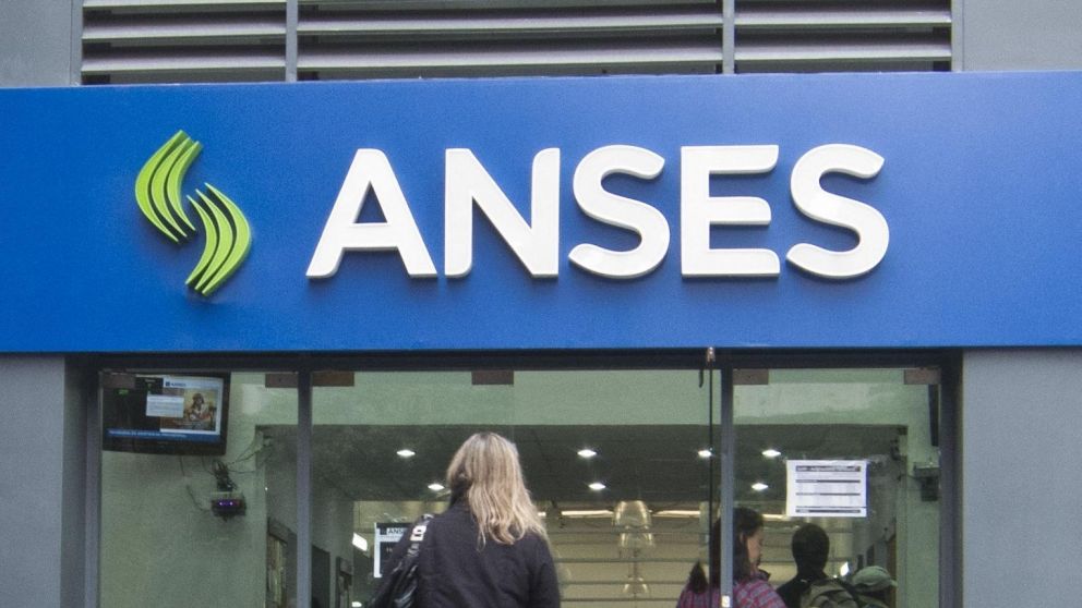 ANSES: c�mo es el tr�mite para cobrar un extra del $10.772 (Imagen ilustrativa).