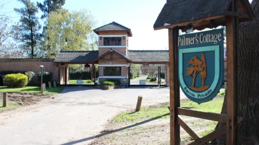 La brutal entradera ocurrió en una vivienda en un country en Maquinista Savio (Imagen ilustrativa).