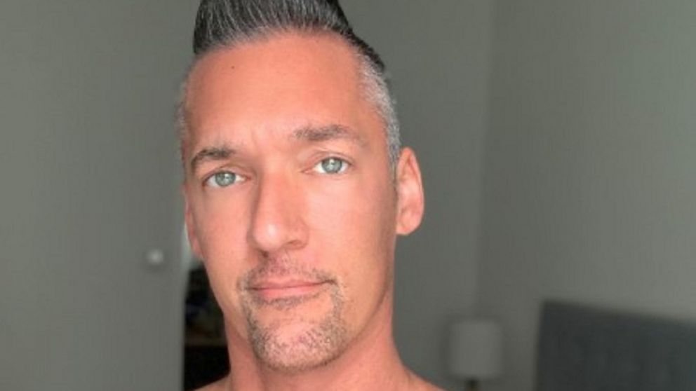 El actor, Silver Steele, comentó el dificil momento que esta atravesando a partir del virus.