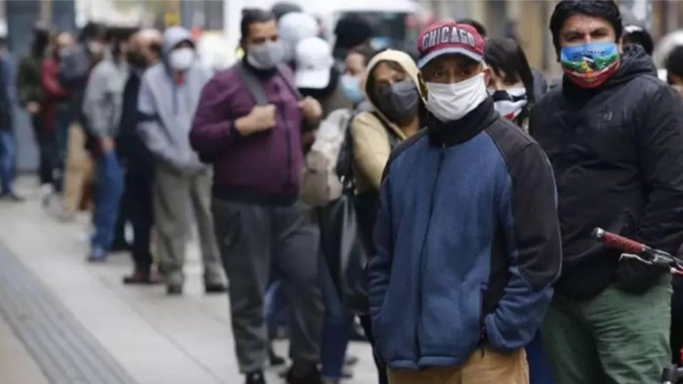 Covid en Argentina, parte semanal: 41.735 contagios, un 5% más que el domingo pasado.