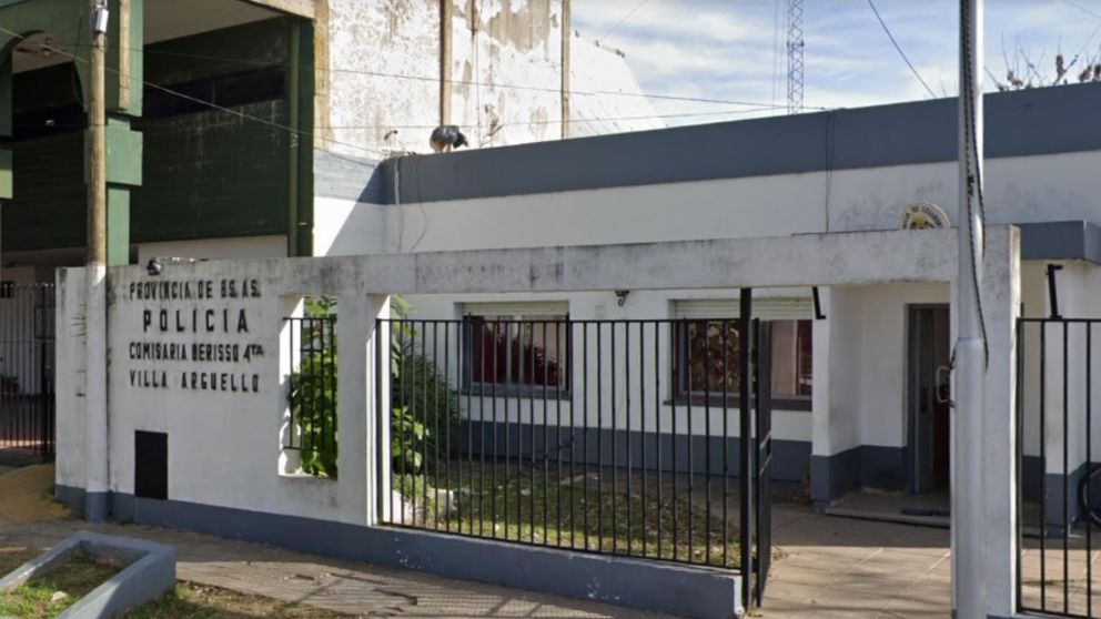 Los integrantes de la comisaría de Villa Argüello buscan a los delincuentes.