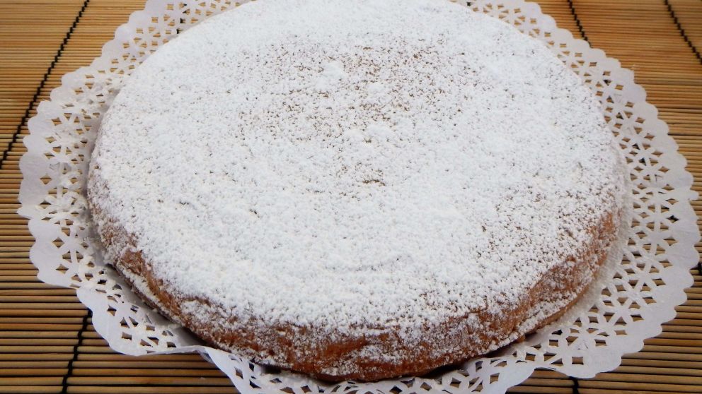 Un bocado es suficiente para determinar el éxito o el fracaso de la tarta de ricota, si no es cremosa por dentro y la masa no se deshace en la boca, es muy probable que haya quedado seca.