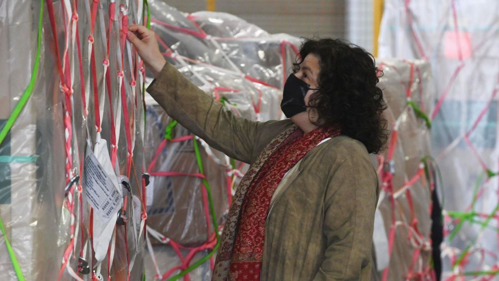 El vuelo aterrizó en Ezeiza en las primeras horas de este viernes (Télam).