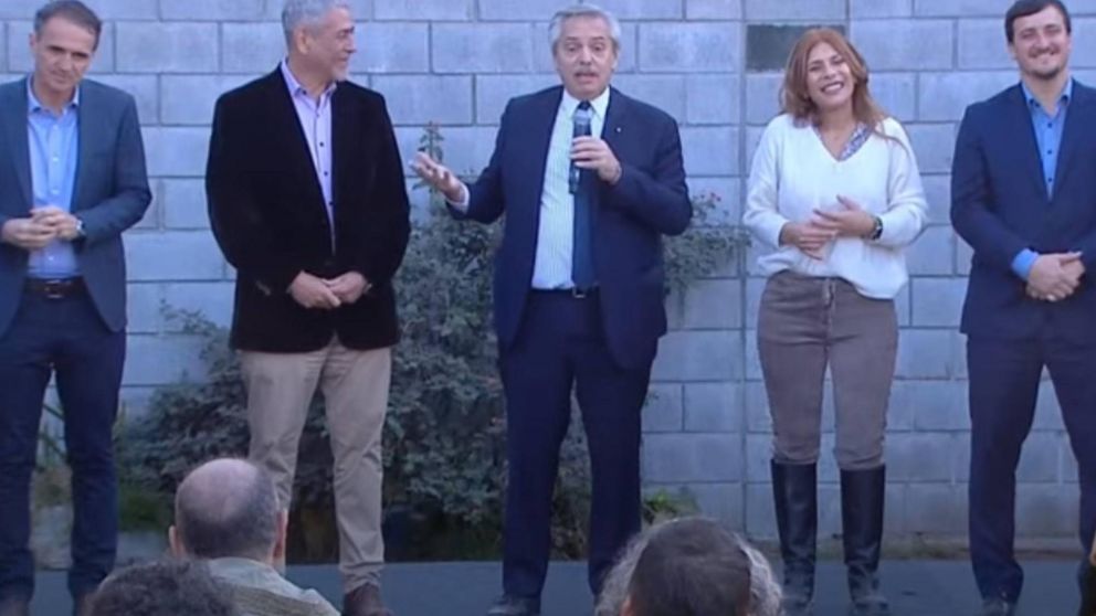 Alberto Fernández entregó el Crédito Casa Propia N° 60.000.