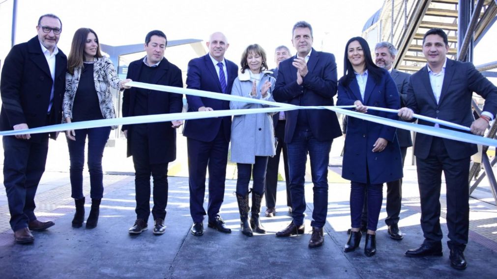 Quedó oficialmente inaugurada la nueva estación Grand Bourg del Ferrocarril Belgrano Norte .